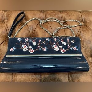 WHBM Navy floral clutch/crossbody **NEW**